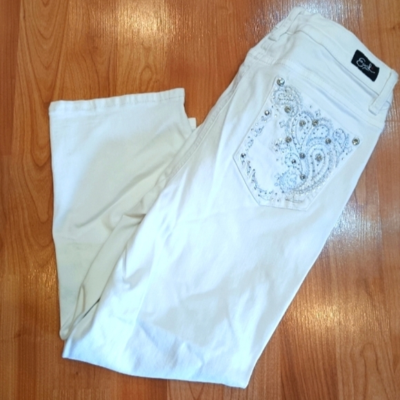 Earl Jeans Pants - Earl Jeans White Rhinestone Capris (8)